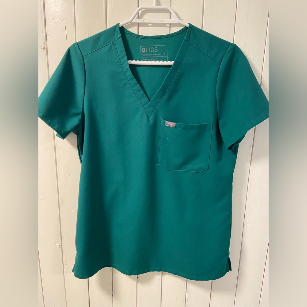 Figs Emerald Green Scrub Set